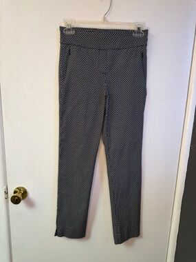 Margaret M Black & White Geometric Slimming Pant